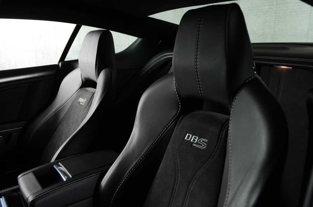 2009 Aston Martin DBS — photo 36