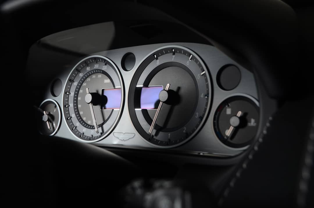 2009 Aston Martin DBS — photo 40