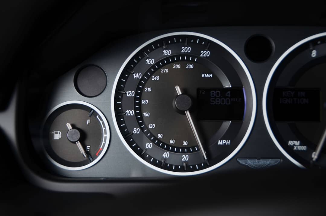 2009 Aston Martin DBS — photo 41