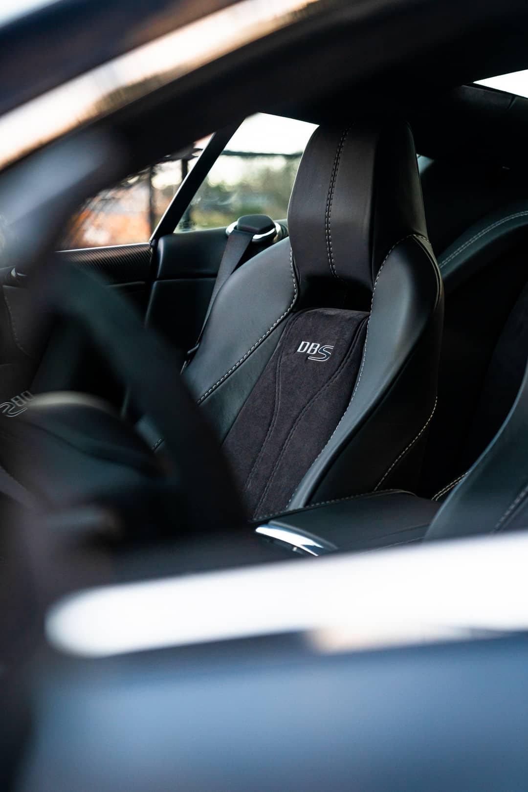 2009 Aston Martin DBS — photo 48