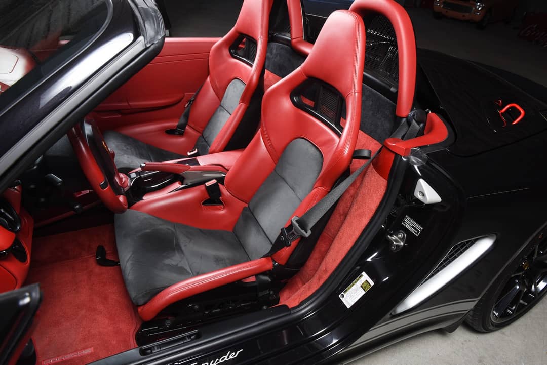 2011 Porsche Boxster Spyder — photo 36