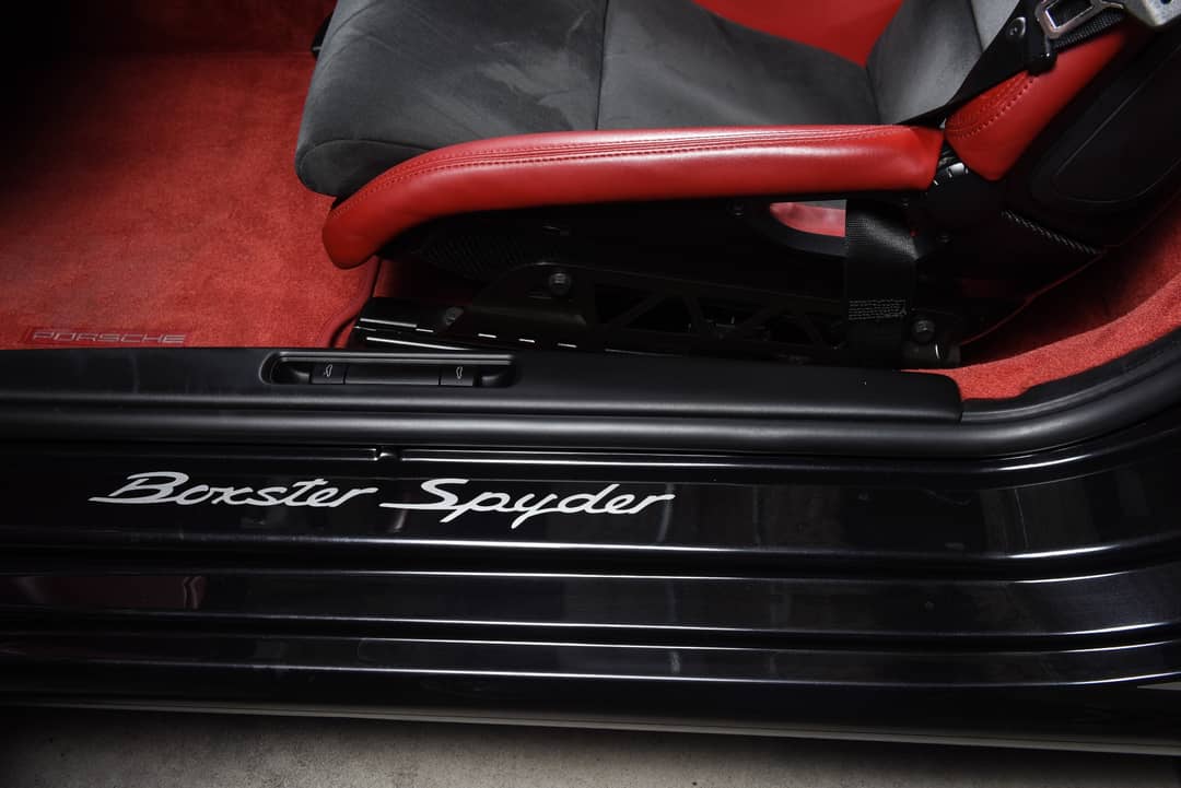 2011 Porsche Boxster Spyder — photo 38