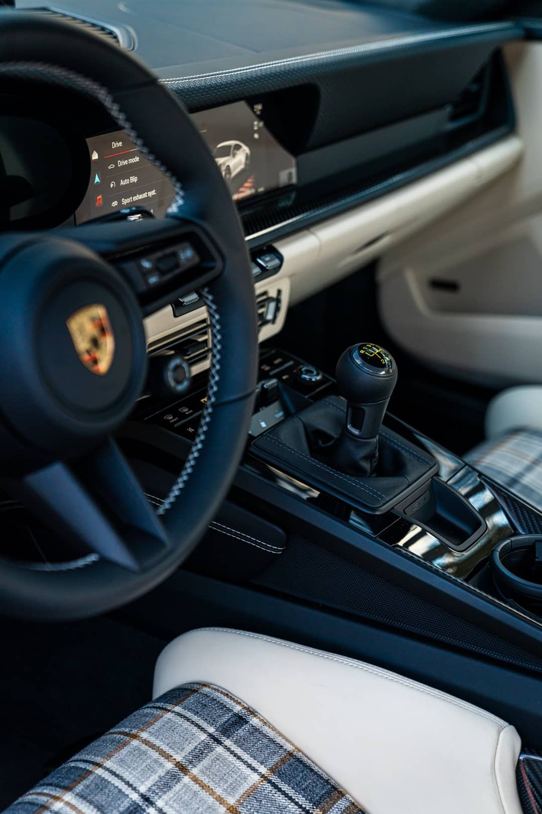2023 Porsche 911 GT3 Touring — photo 25