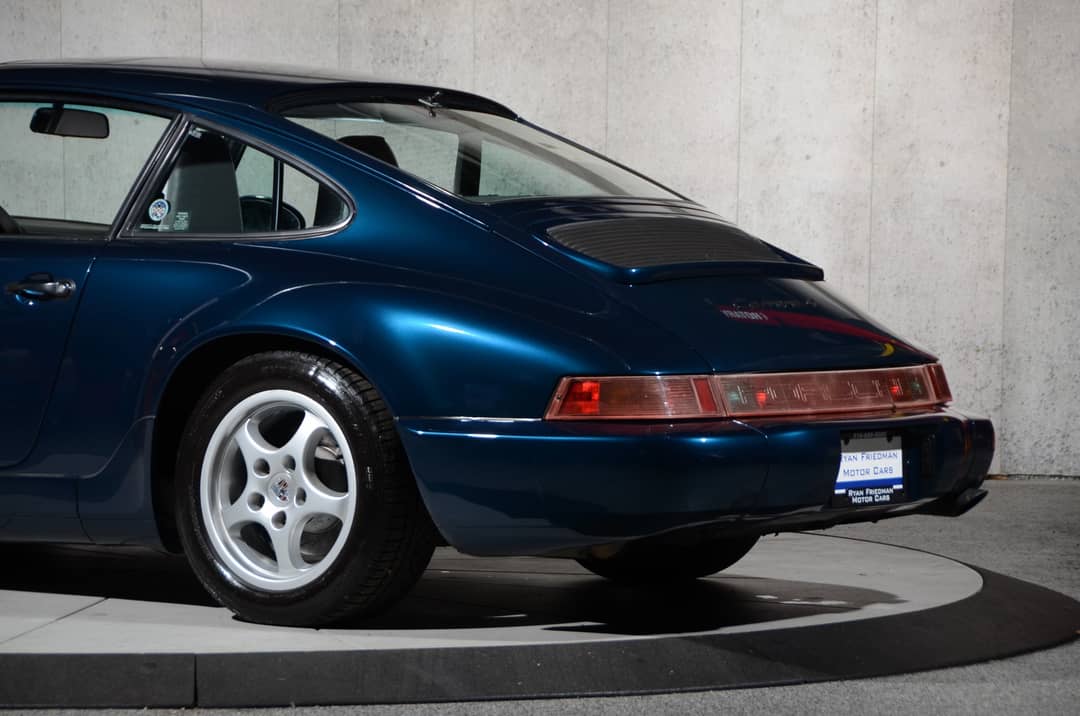 1993 Porsche 911 Carrera 4 — photo 11