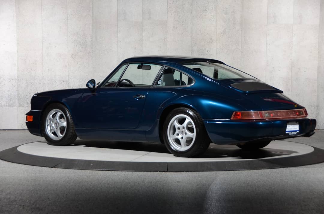 1993 Porsche 911 Carrera 4 — photo 10