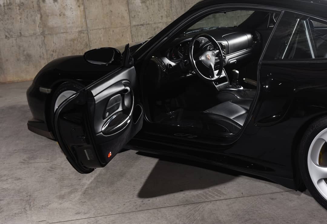2002 Porsche 911 GT2 — photo 15
