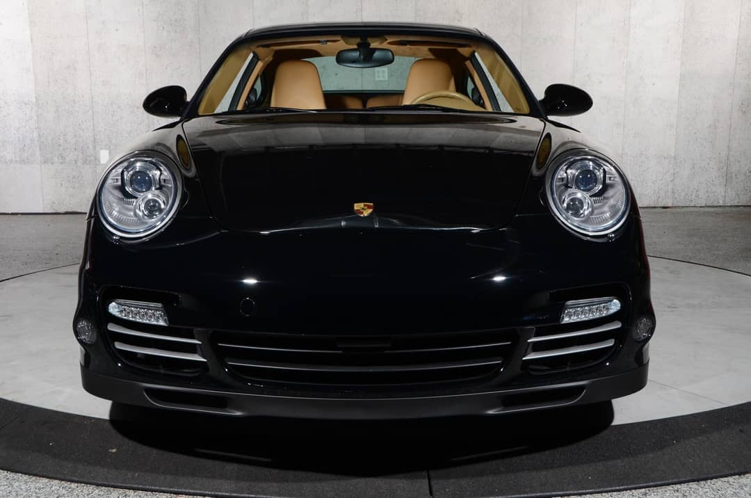 2010 Porsche 911 Turbo — photo 11