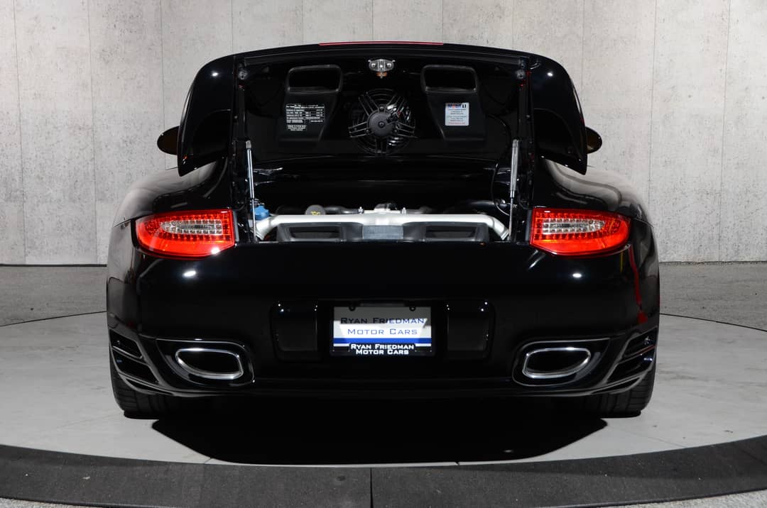 2010 Porsche 911 Turbo — photo 16