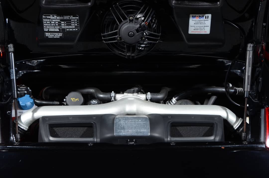 2010 Porsche 911 Turbo — photo 17