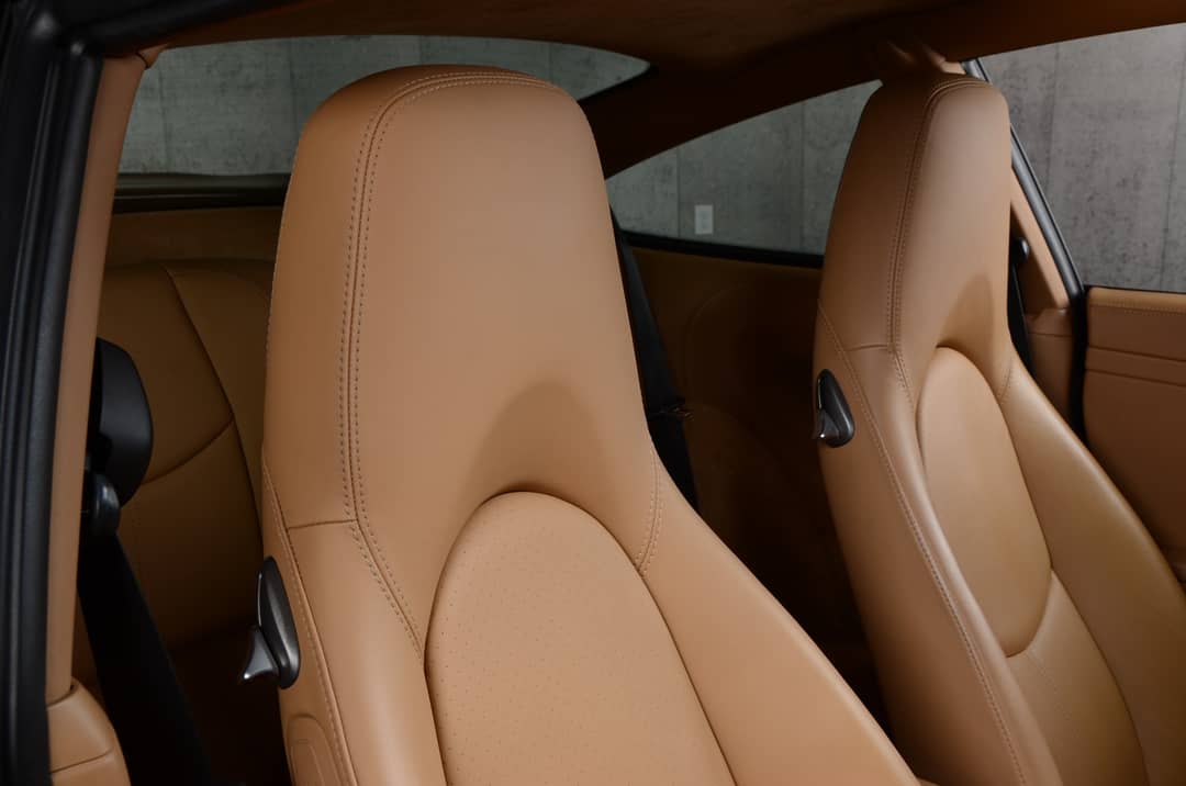 2010 Porsche 911 Turbo — photo 37