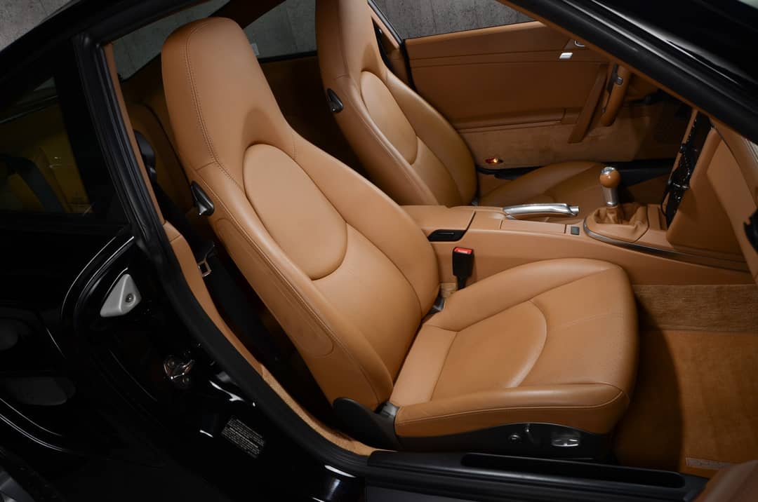 2010 Porsche 911 Turbo — photo 38