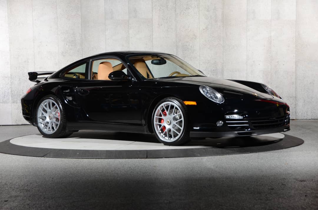 2010 Porsche 911 Turbo — photo 9