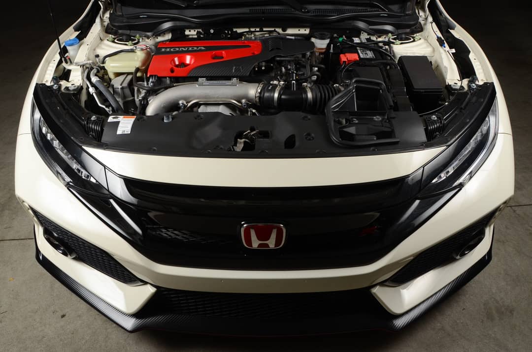 2017 Honda Civic Type R Touring — photo 11