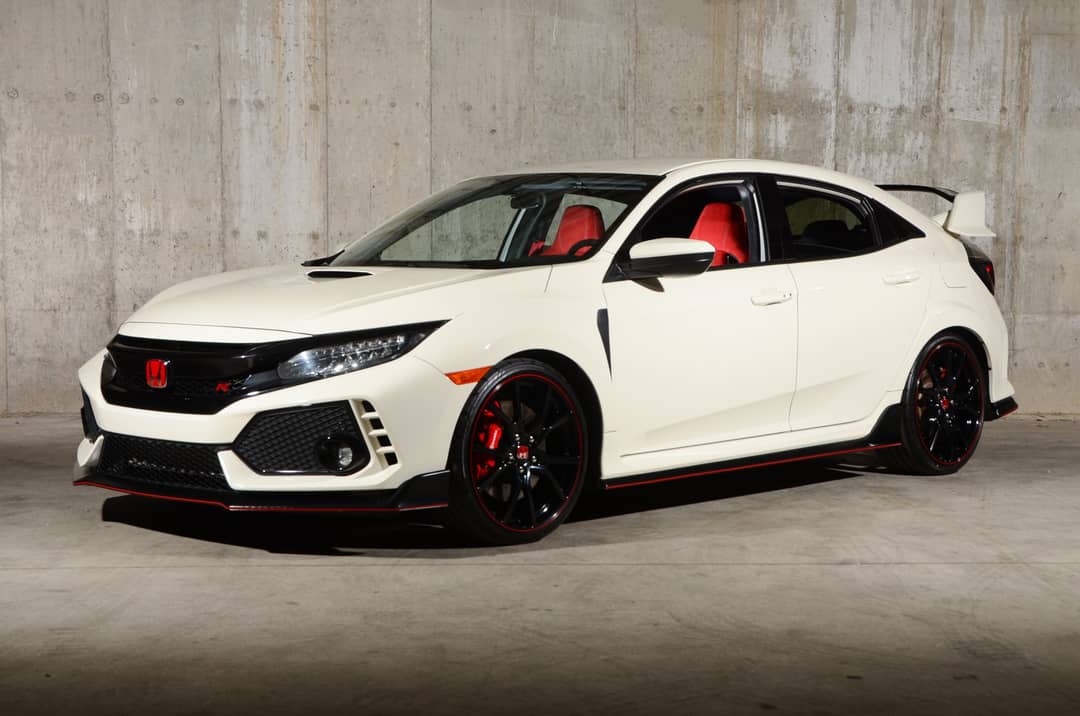 2017 Honda Civic Type R Touring — photo 13