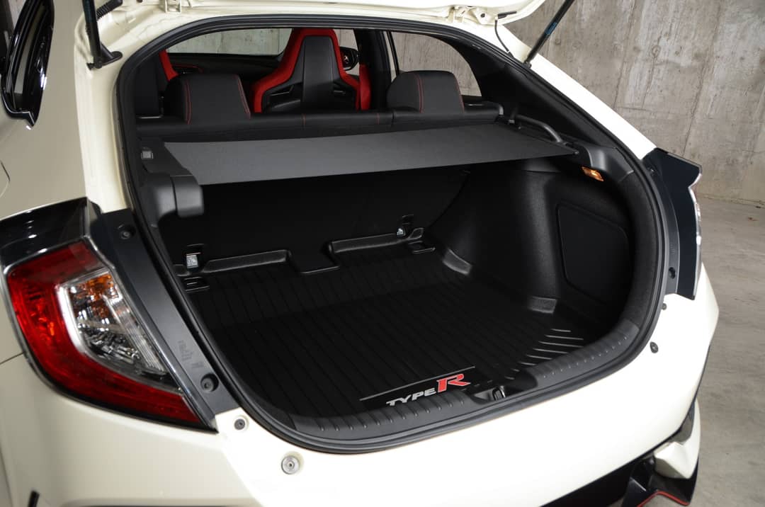 2017 Honda Civic Type R Touring — photo 18