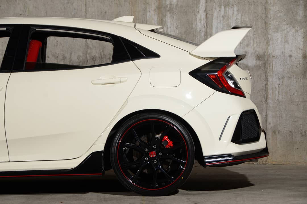 2017 Honda Civic Type R Touring — photo 23