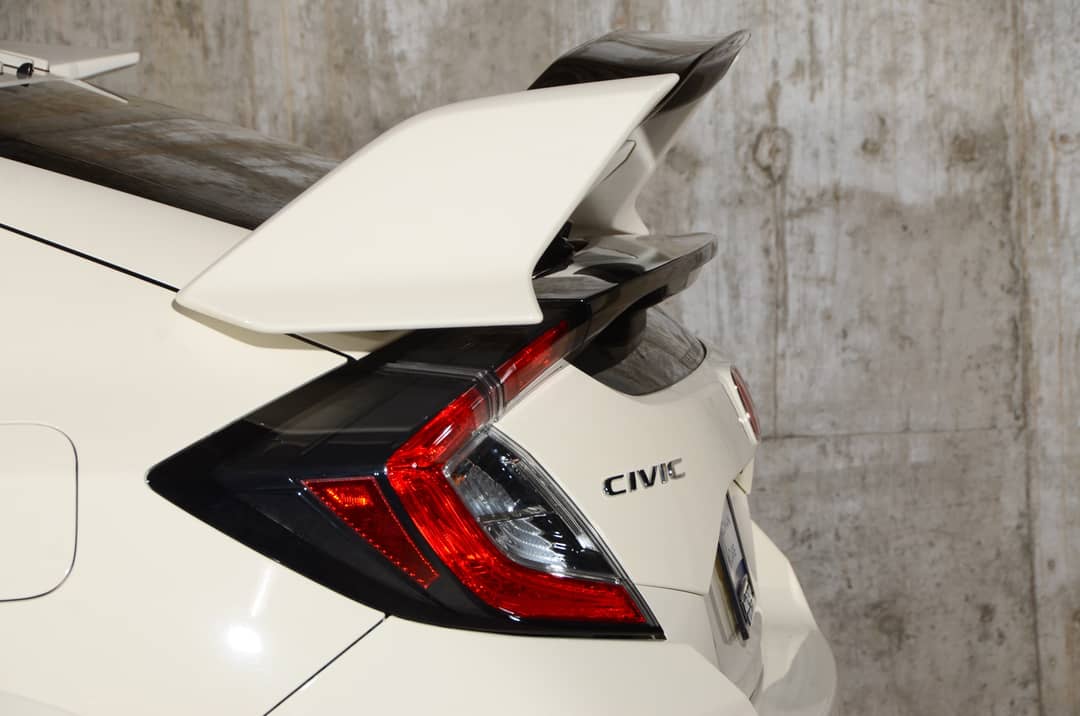 2017 Honda Civic Type R Touring — photo 25