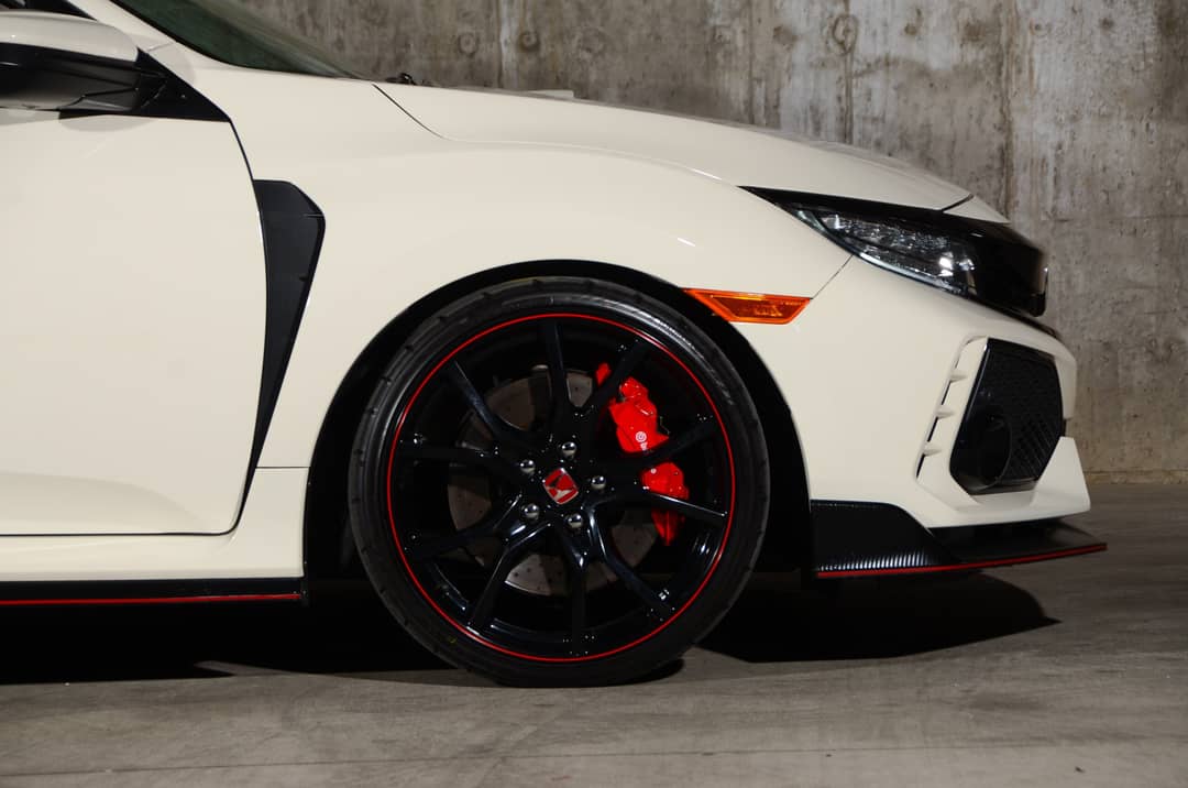 2017 Honda Civic Type R Touring — photo 4