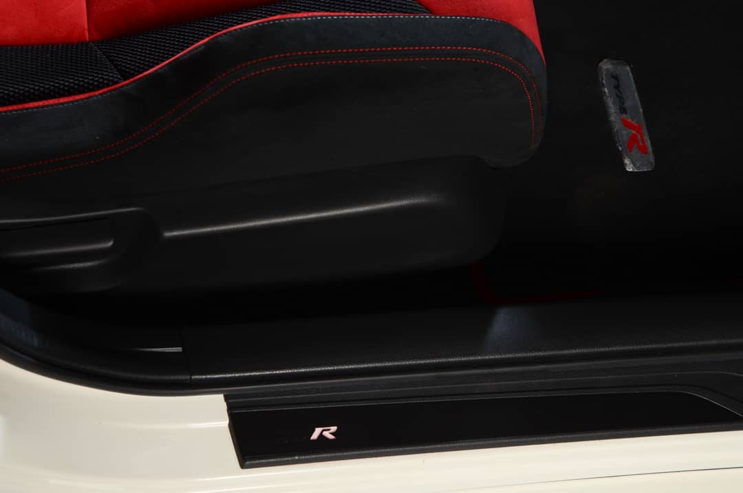 2017 Honda Civic Type R Touring — photo 41