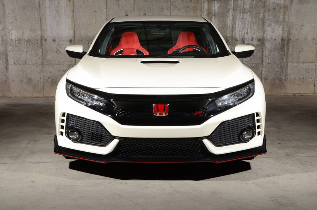 2017 Honda Civic Type R Touring — photo 9