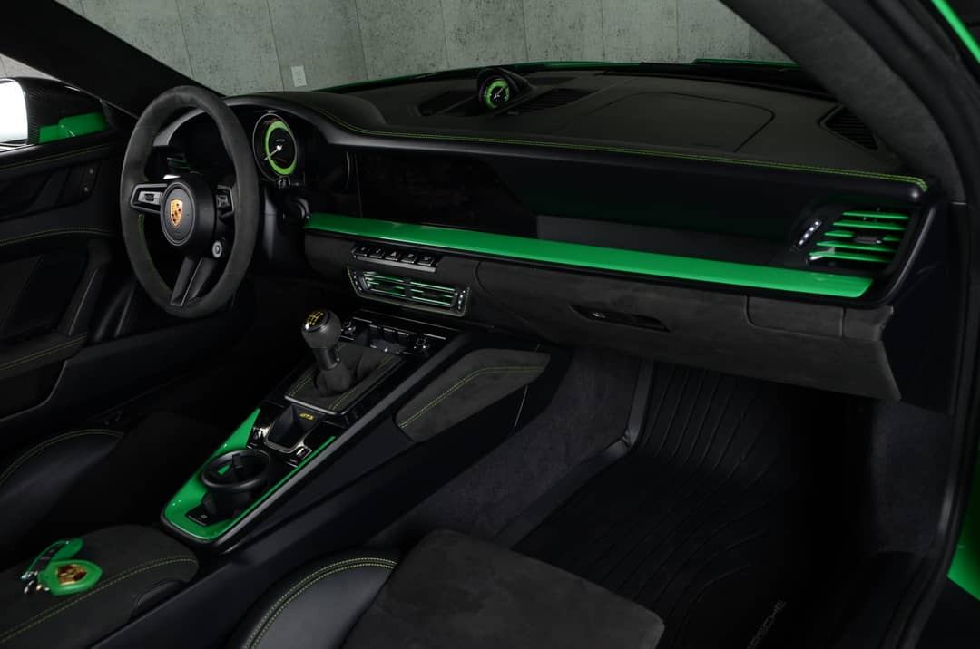 2022 Porsche 911 GT3 — photo 37
