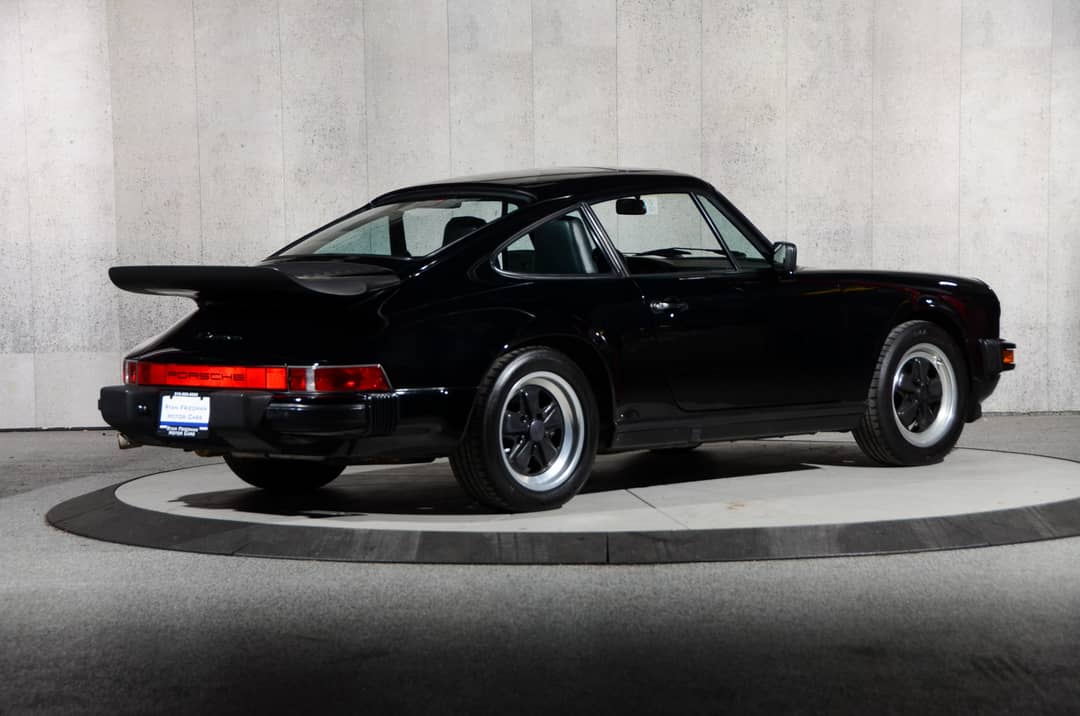 1988 Porsche 911 Carrera — photo 12