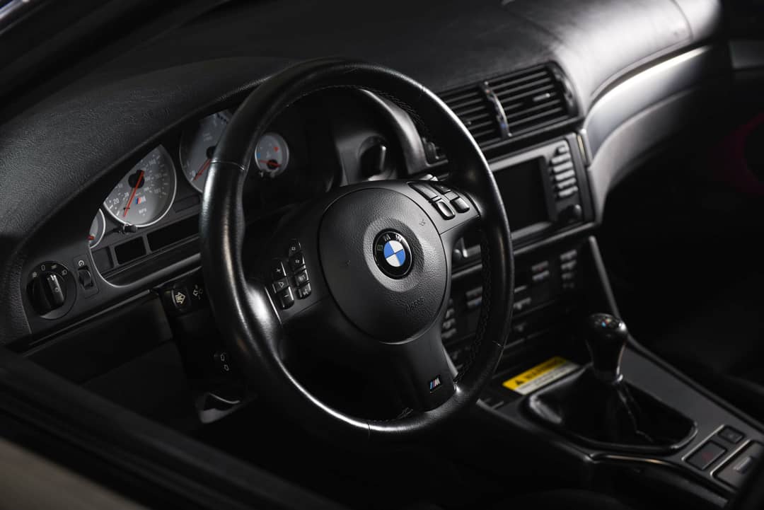 2003 BMW M5 — photo 39