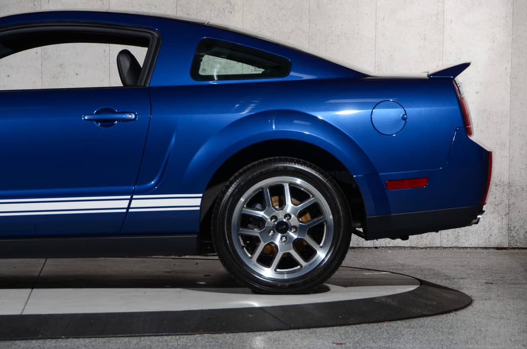 2007 Ford Shelby GT500 — photo 12
