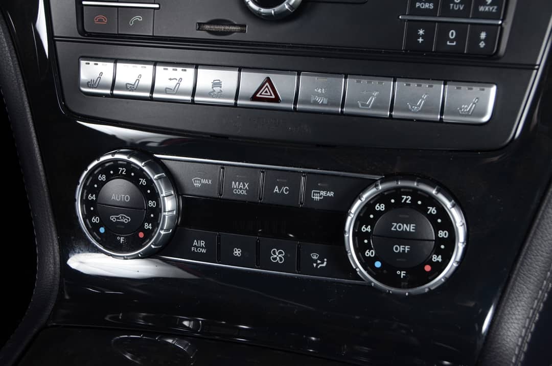 2018 Mercedes-Benz SL-Class SL 550 — photo 28