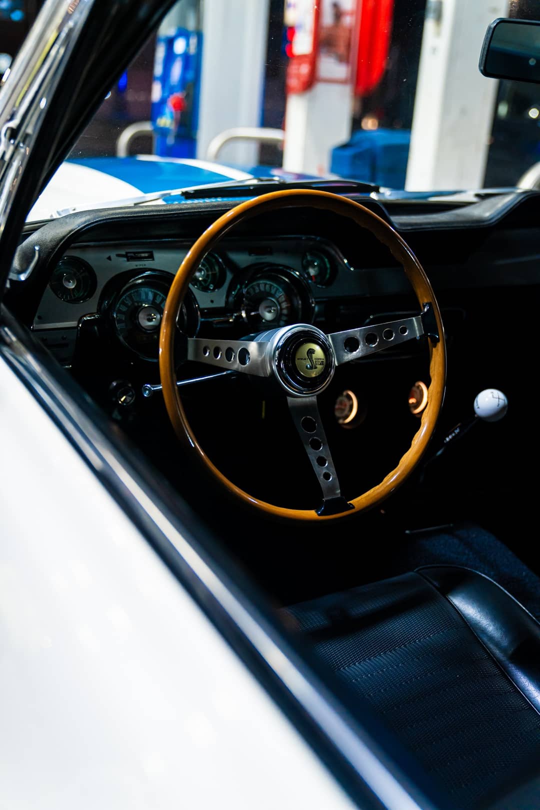1967 Ford Mustang 428ci GT500 Fastback Restomod — photo 11