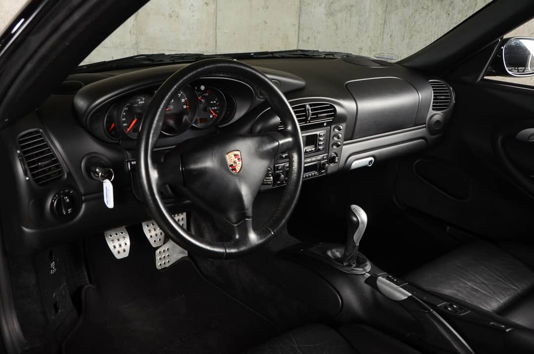 2004 Porsche 911 GT3 — photo 21