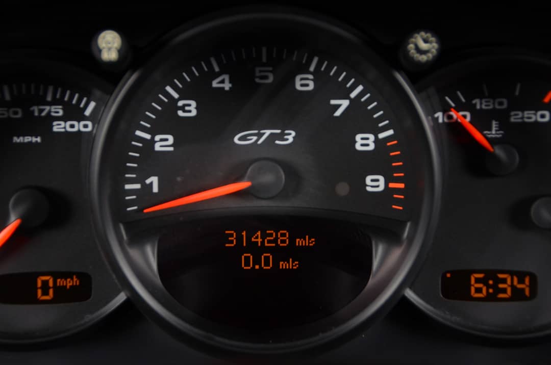 2004 Porsche 911 GT3 — photo 26