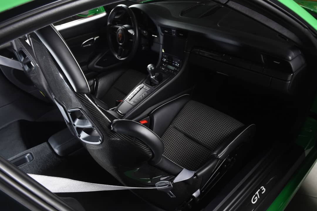 2018 Porsche 911 GT3 Touring — photo 17