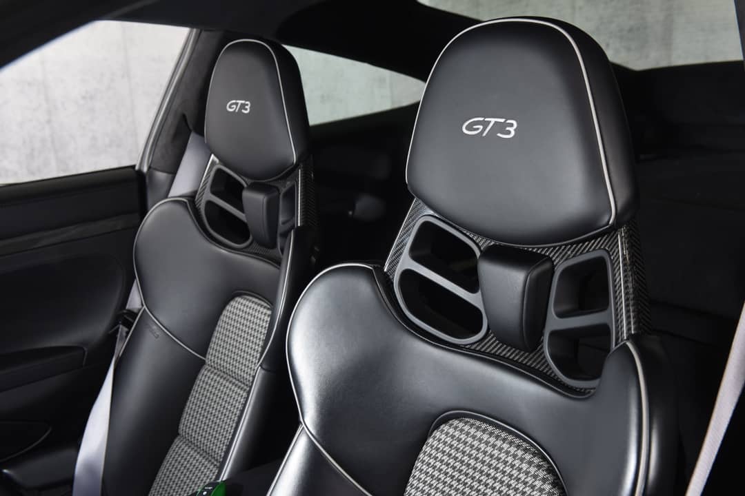 2018 Porsche 911 GT3 Touring — photo 20