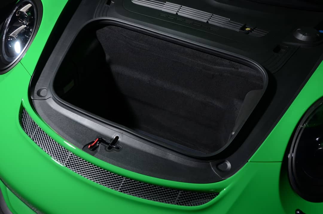 2018 Porsche 911 GT3 Touring — photo 36