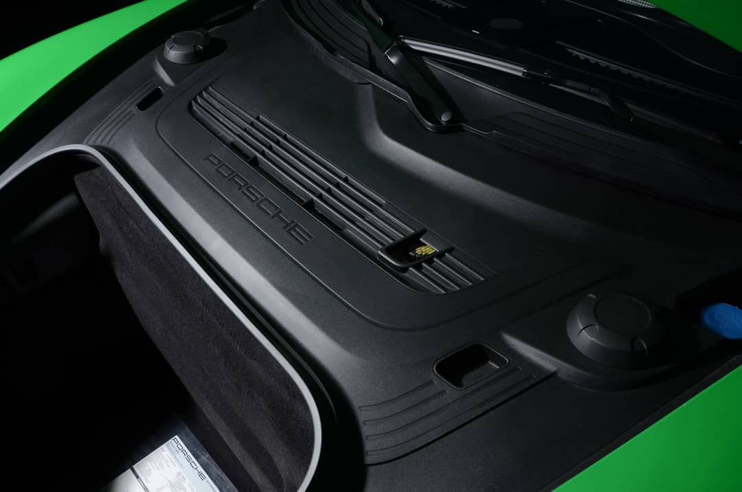 2018 Porsche 911 GT3 Touring — photo 37