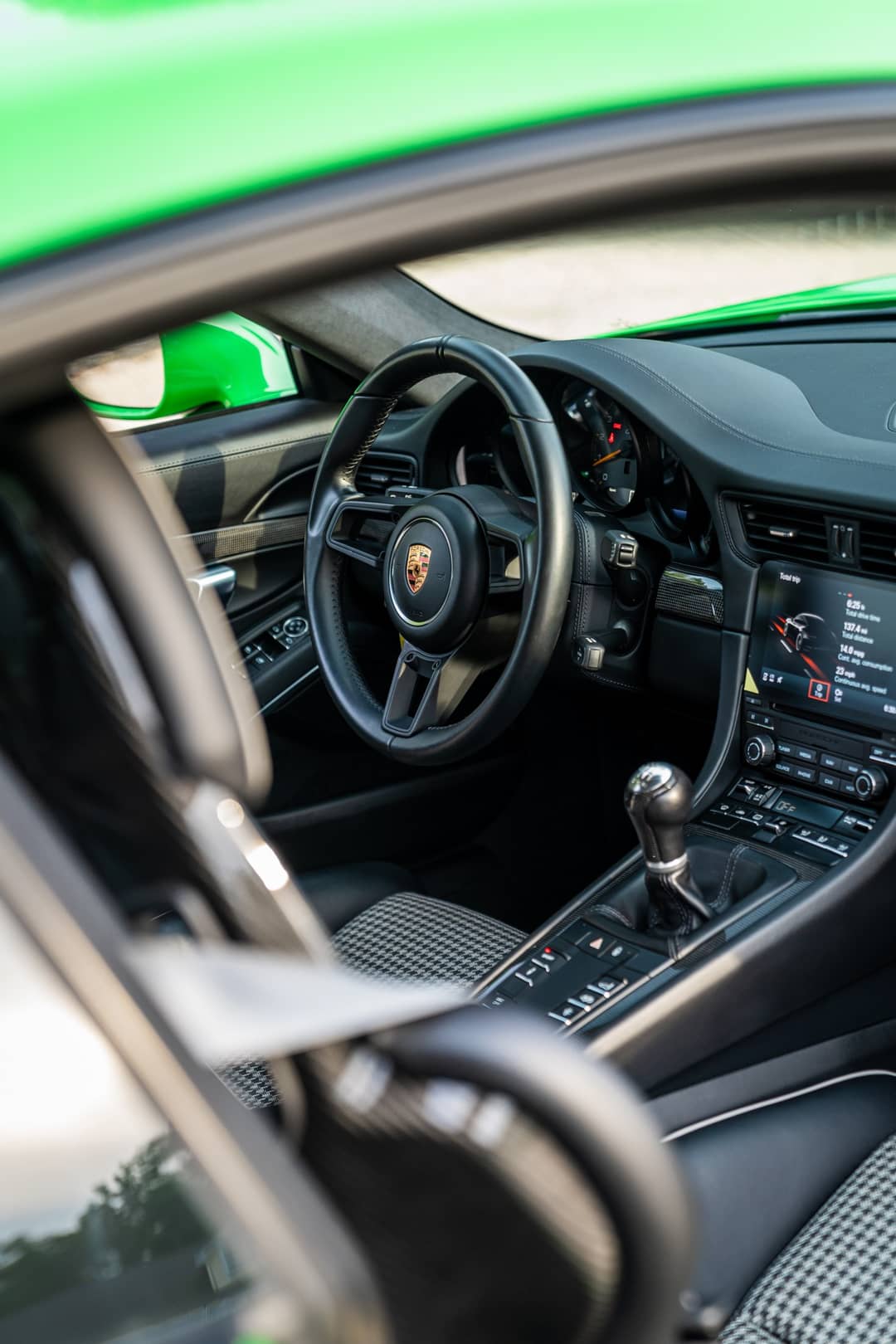 2018 Porsche 911 GT3 Touring — photo 51