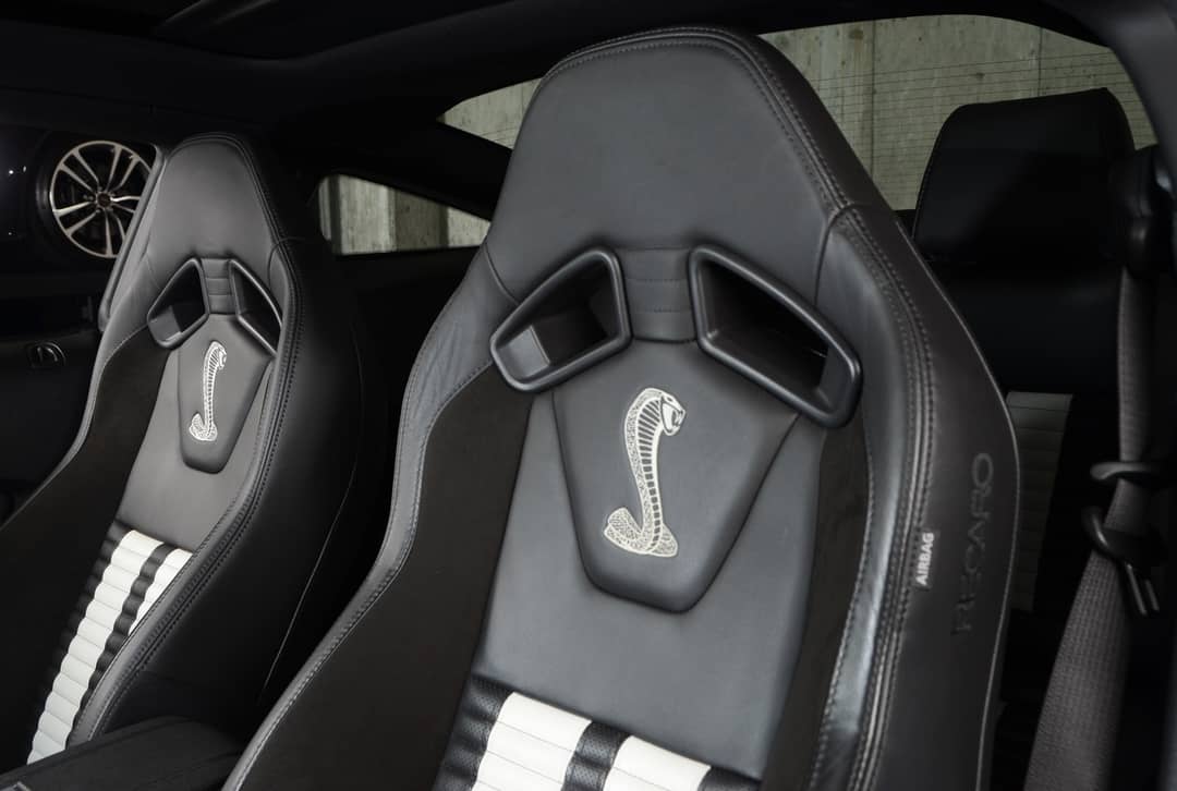 2013 Ford Shelby GT500 — photo 25