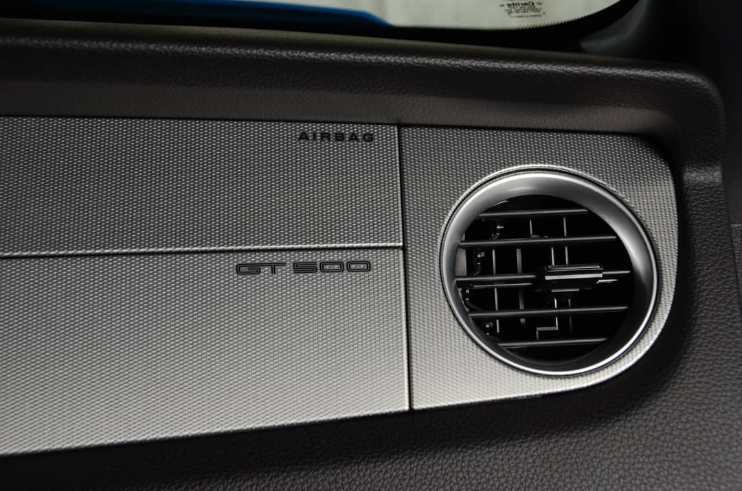 2013 Ford Shelby GT500 — photo 29