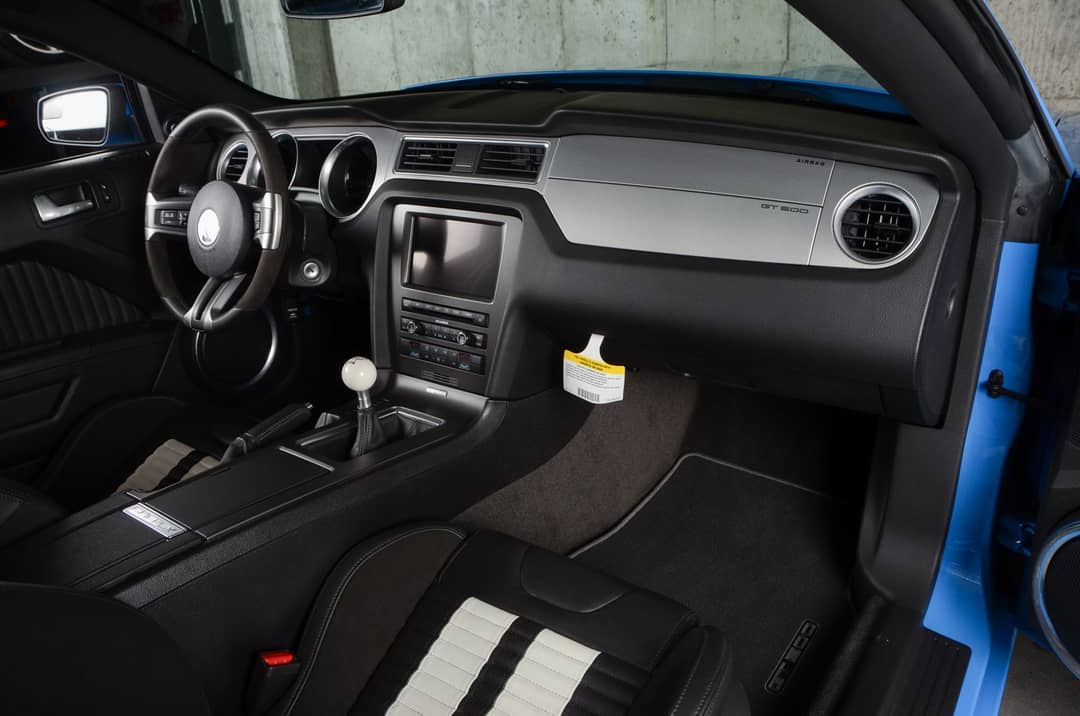 2013 Ford Shelby GT500 — photo 38
