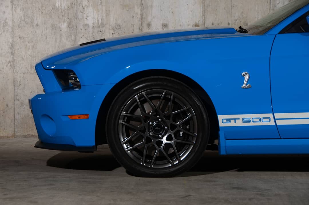 2013 Ford Shelby GT500 — photo 9