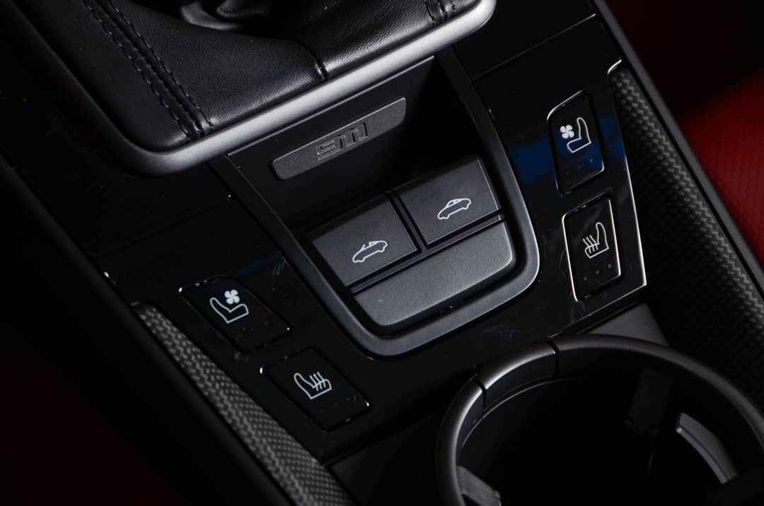 2022 Porsche 911 Targa 4 GTS — photo 27