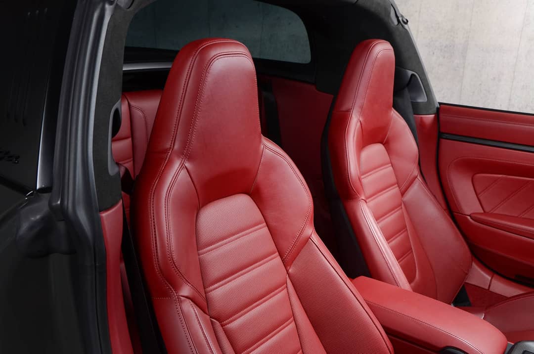 2022 Porsche 911 Targa 4 GTS — photo 8