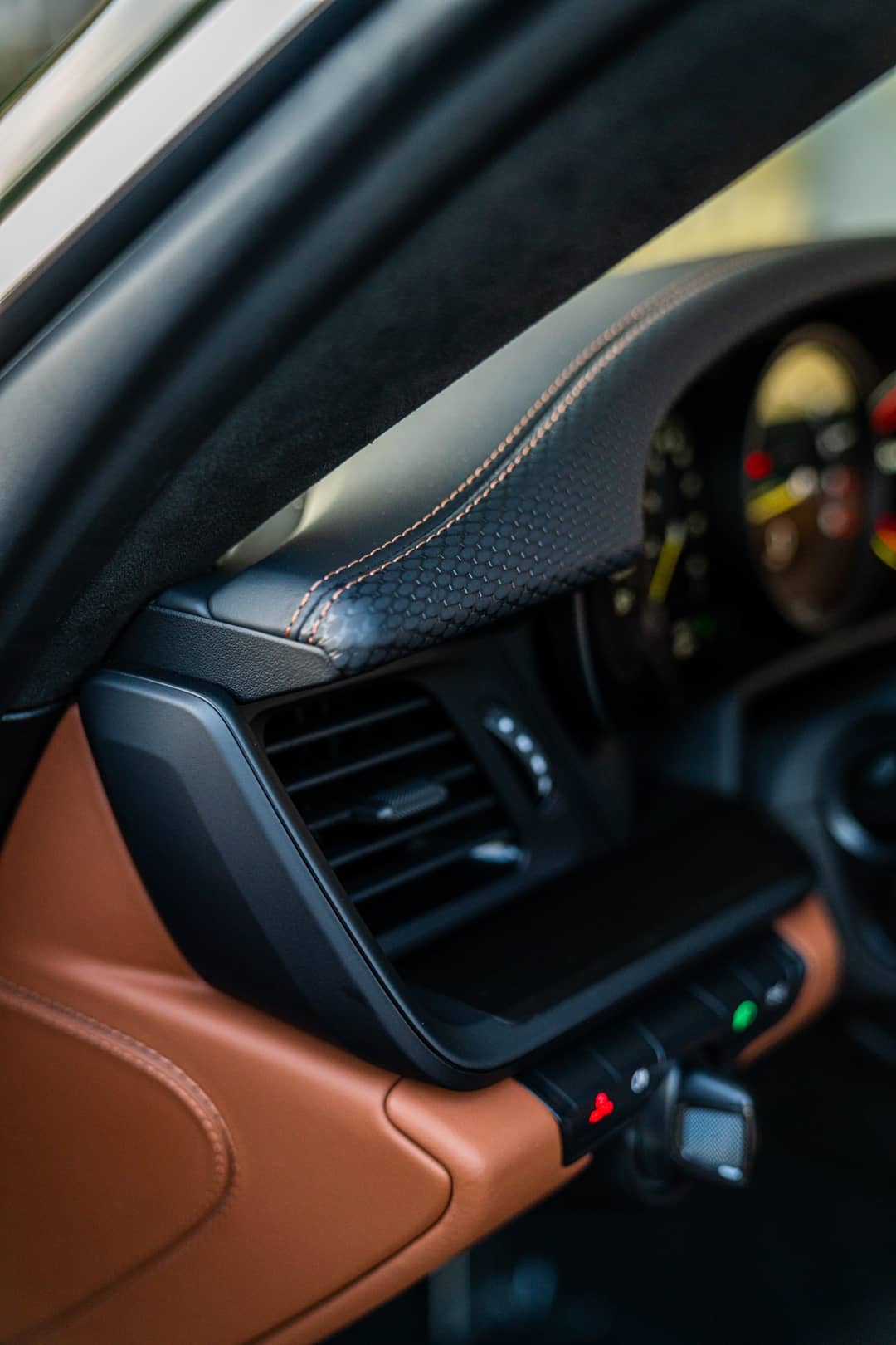 2022 Porsche 911 GT3 — photo 9
