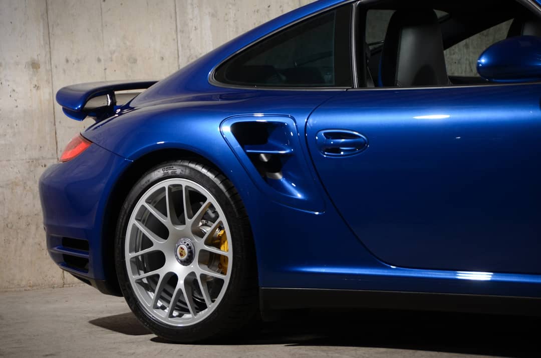 2011 Porsche 911 Turbo S — photo 12