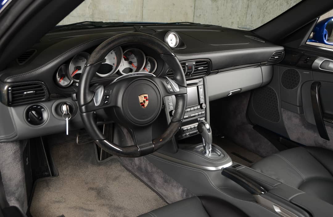 2011 Porsche 911 Turbo S — photo 20