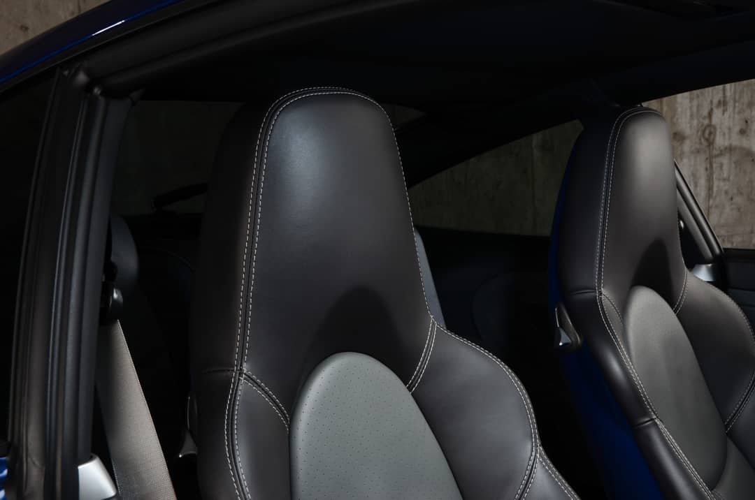 2011 Porsche 911 Turbo S — photo 35