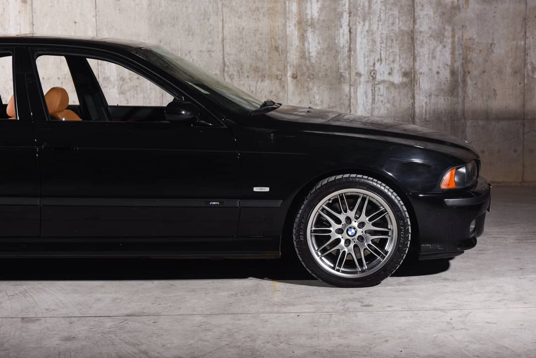 2003 BMW M5 — photo 2