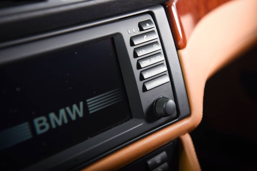 2003 BMW M5 — photo 41