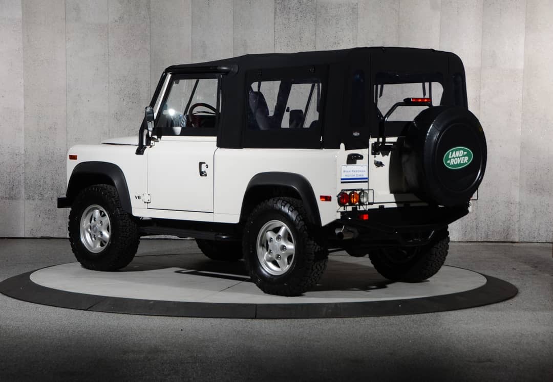1997 Land Rover Defender 90 — photo 11